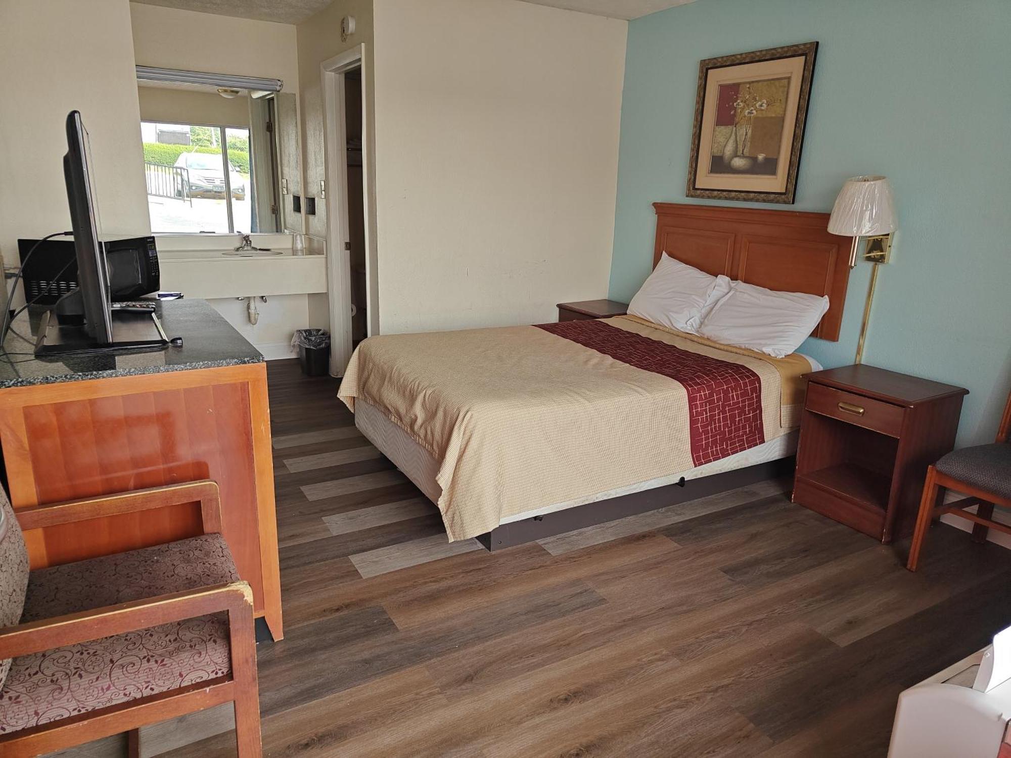 Countryside Inn Motel ริชมอนด์ ภายนอก รูปภาพ